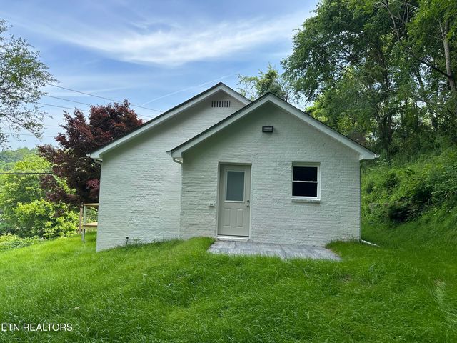 573 Briceville Hwy, Rocky Top, TN 37769