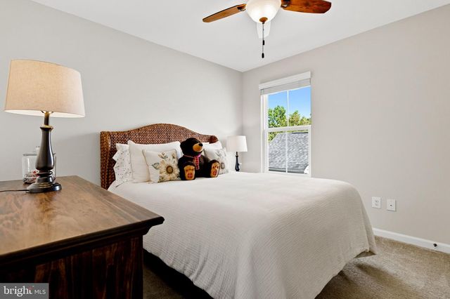 134 ATLANTIS LN, Lake Frederick, VA 22630