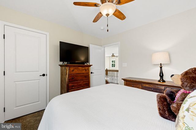 134 ATLANTIS LN, Lake Frederick, VA 22630