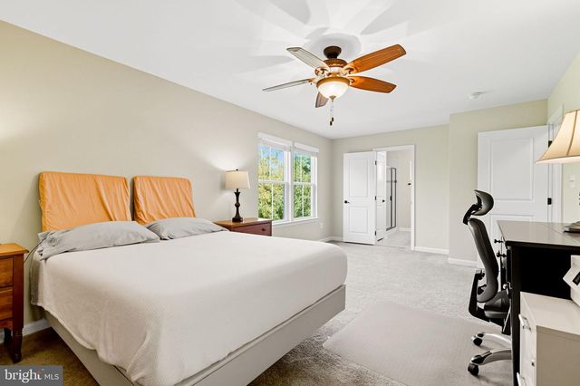 134 ATLANTIS LN, Lake Frederick, VA 22630