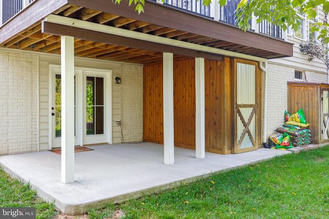 134 ATLANTIS LN, Lake Frederick, VA 22630