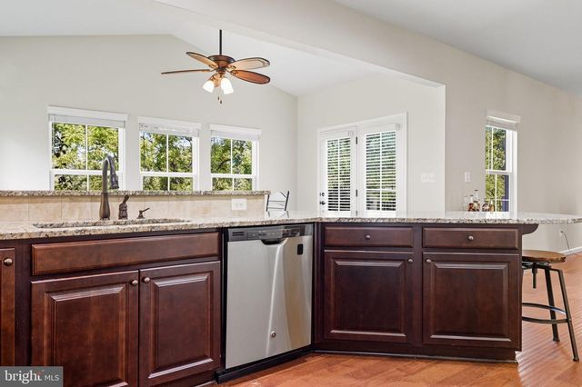 134 ATLANTIS LN, Lake Frederick, VA 22630