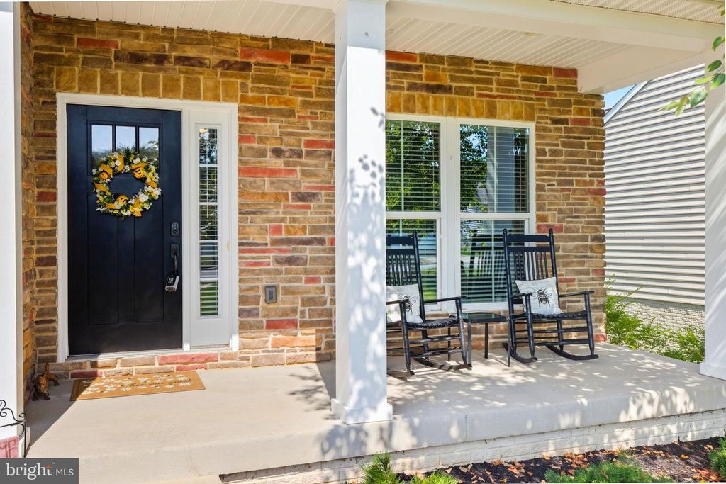 134 ATLANTIS LN, Lake Frederick, VA 22630