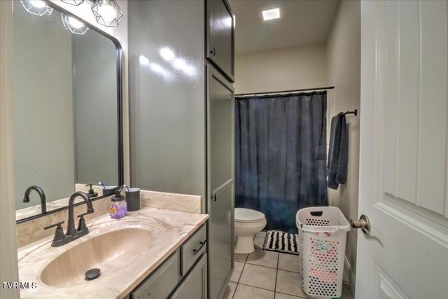498 Cameron Court, Jonesborough, TN 37659