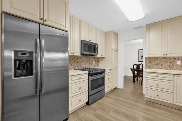 649 BERWICK DRIVE, Winter Park, FL 32792