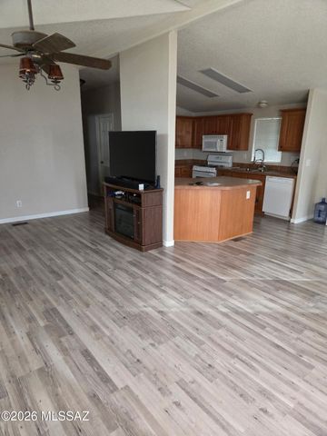 5756 W Flying M Street, Tucson, AZ 85713