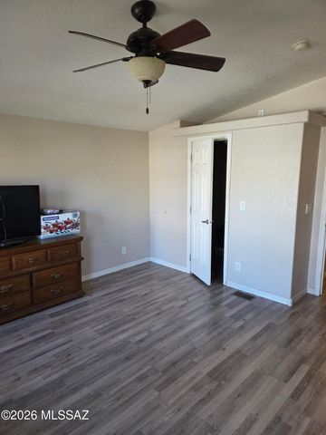 5756 W Flying M Street, Tucson, AZ 85713