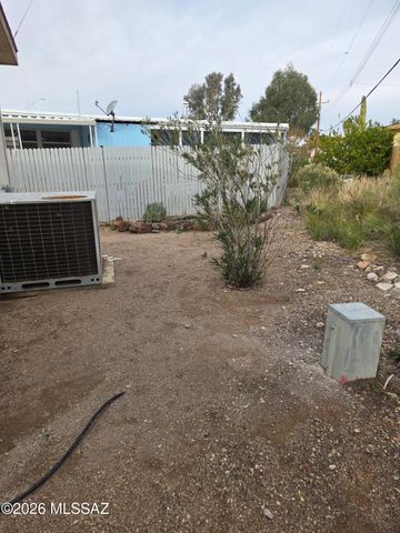 5756 W Flying M Street, Tucson, AZ 85713