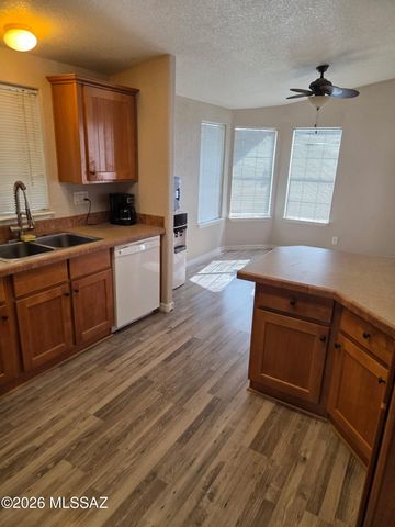 5756 W Flying M Street, Tucson, AZ 85713