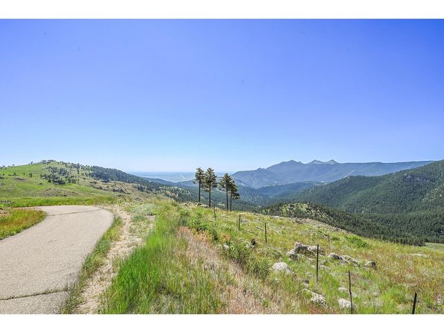 5405 Sunshine Canyon Dr, Boulder, CO 80302
