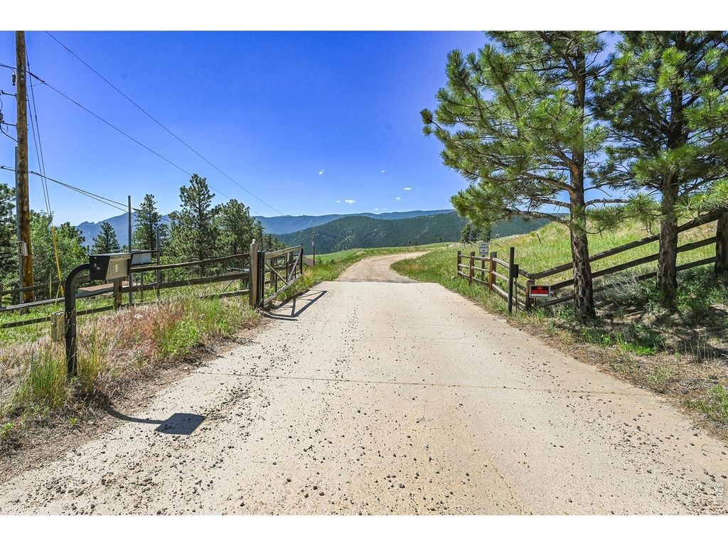 5405 Sunshine Canyon Dr, Boulder, CO 80302