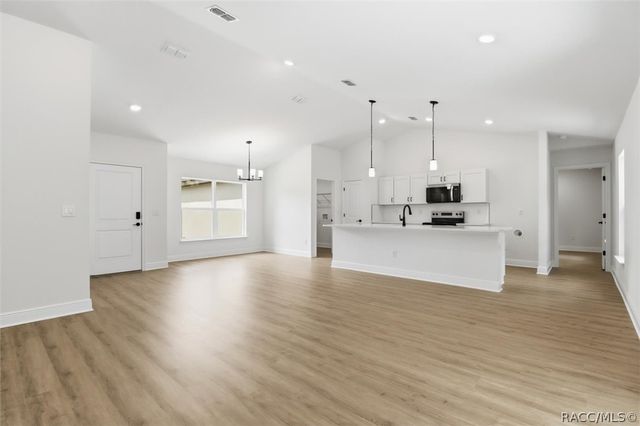 7896 N Sarazen Drive, Dunnellon, FL 34434