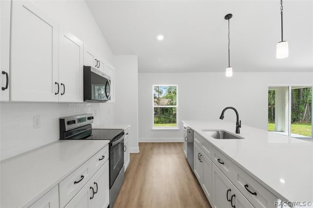 7896 N Sarazen Drive, Dunnellon, FL 34434