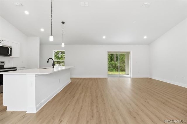 7896 N Sarazen Drive, Dunnellon, FL 34434