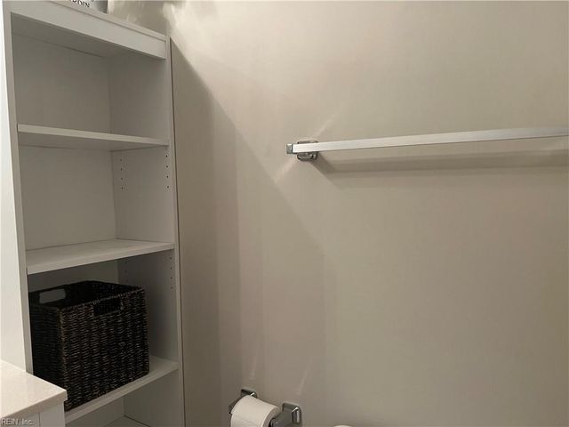 600 Hustings Court LN, Virginia Beach, VA 23452