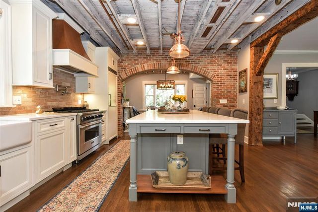 208 Lincoln Avenue, Ridgewood, NJ 07450