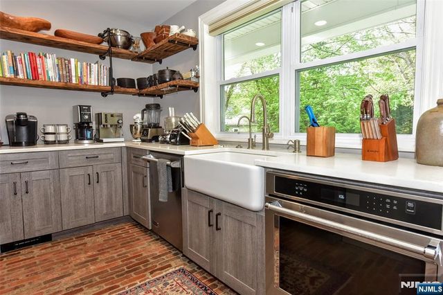 208 Lincoln Avenue, Ridgewood, NJ 07450