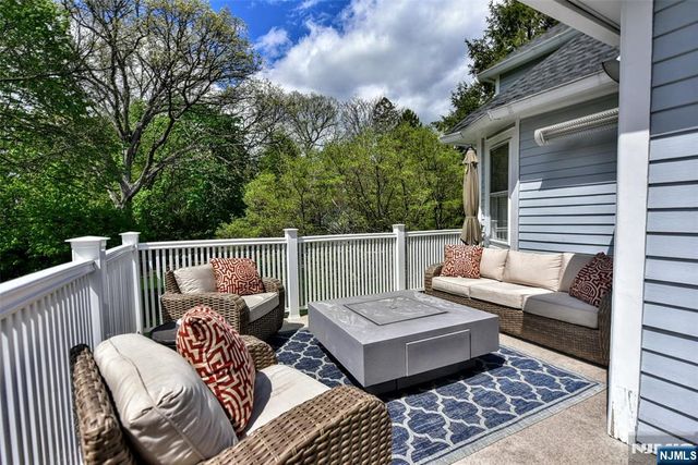 208 Lincoln Avenue, Ridgewood, NJ 07450