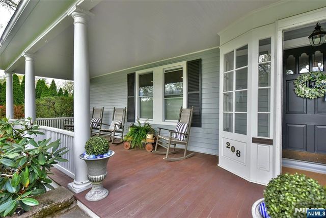 208 Lincoln Avenue, Ridgewood, NJ 07450