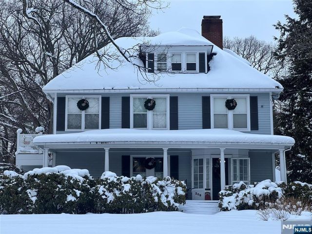 208 Lincoln Avenue, Ridgewood, NJ 07450