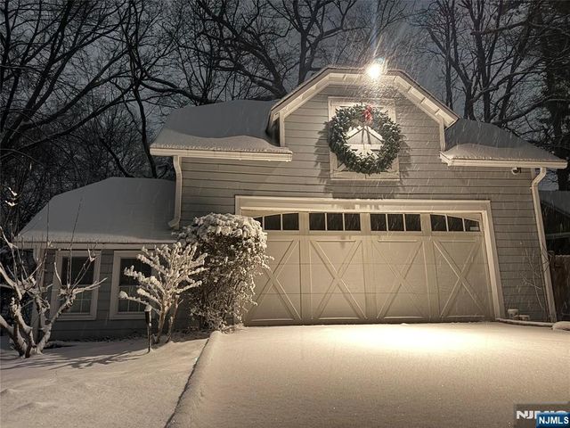 208 Lincoln Avenue, Ridgewood, NJ 07450