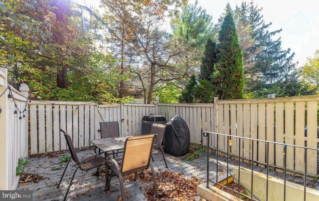 1679 FIELDTHORN DR, Reston, VA 20194