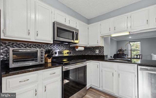1679 FIELDTHORN DR, Reston, VA 20194