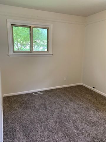 22340 MASCH Avenue, Warren, MI 48091