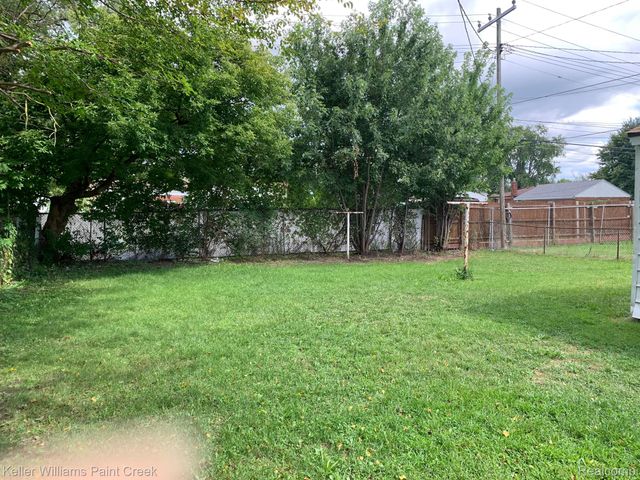 22340 MASCH Avenue, Warren, MI 48091