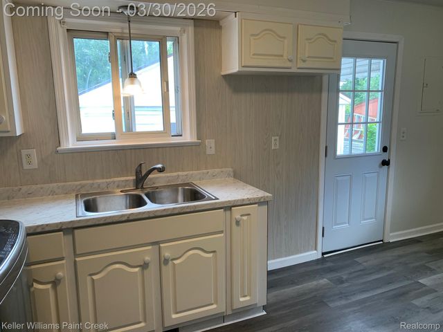 22340 MASCH Avenue, Warren, MI 48091