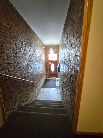 4828 S Indiana Avenue 201, Chicago, IL 60615