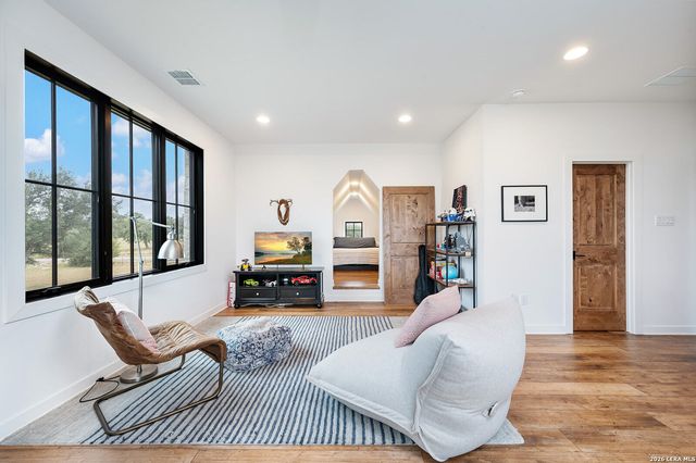 1170 HERBELIN RD, New Braunfels, TX 78132