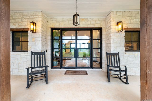 1170 HERBELIN RD, New Braunfels, TX 78132