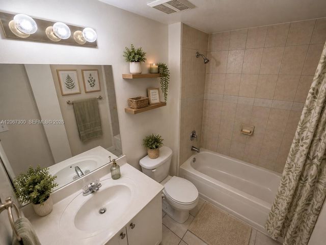 11040 SW 196th Street 203, Cutler Bay, FL 33157