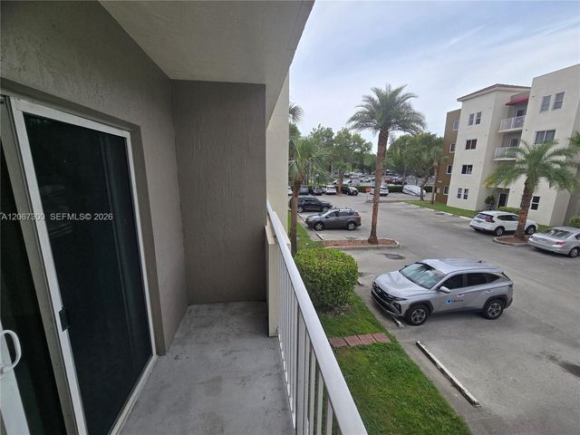 11040 SW 196th Street 203, Cutler Bay, FL 33157