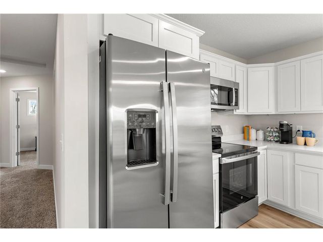 13 Kodiak Court, North Mankato, MN 56003