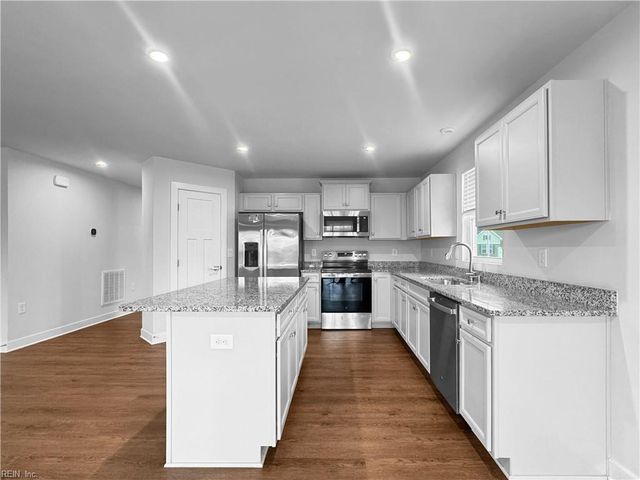 107 Martha Washington PW, Williamsburg, VA 23185