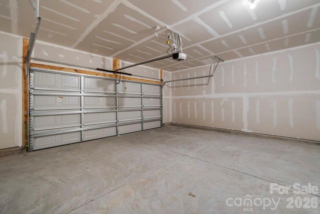 12807 Canterbury Castle Drive, Charlotte, NC 28273