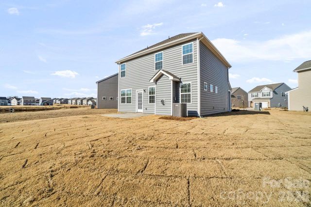 12807 Canterbury Castle Drive, Charlotte, NC 28273