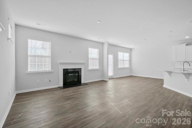 12807 Canterbury Castle Drive, Charlotte, NC 28273