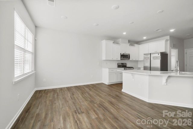 12807 Canterbury Castle Drive, Charlotte, NC 28273