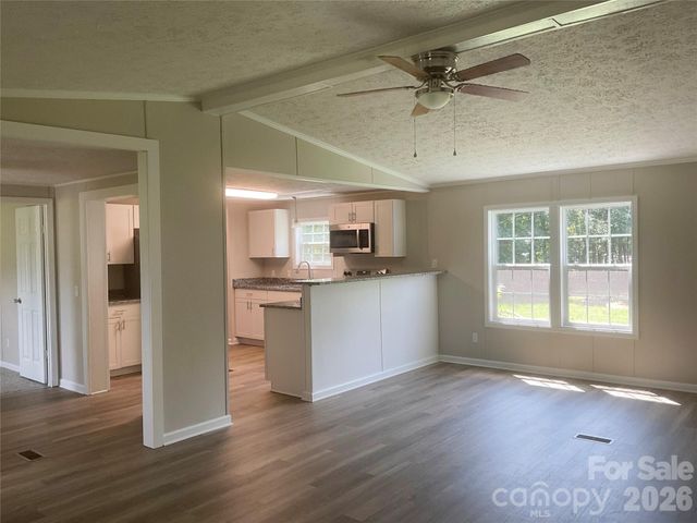204 Conifer Drive, Statesville, NC 28625