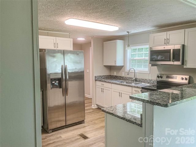 204 Conifer Drive, Statesville, NC 28625