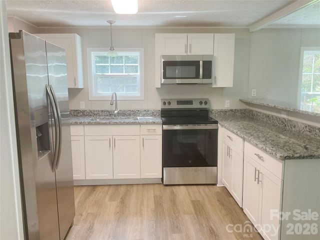 204 Conifer Drive, Statesville, NC 28625