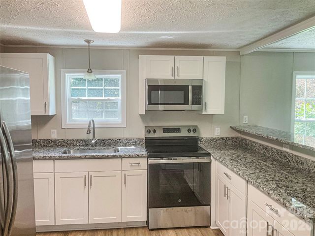 204 Conifer Drive, Statesville, NC 28625