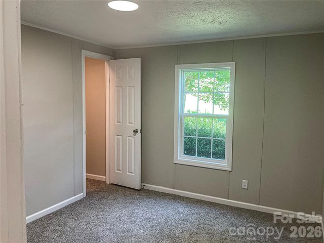 204 Conifer Drive, Statesville, NC 28625