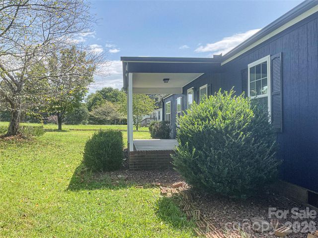 204 Conifer Drive, Statesville, NC 28625