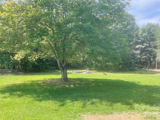 204 Conifer Drive, Statesville, NC 28625