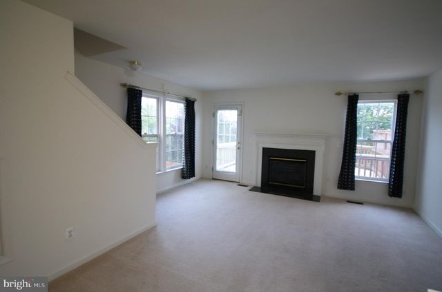 44501 POTTER TER, Ashburn, VA 20147
