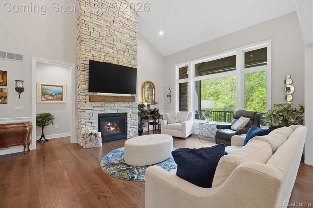 11701 Tuscany Court, Plymouth Charter Township, MI 48170